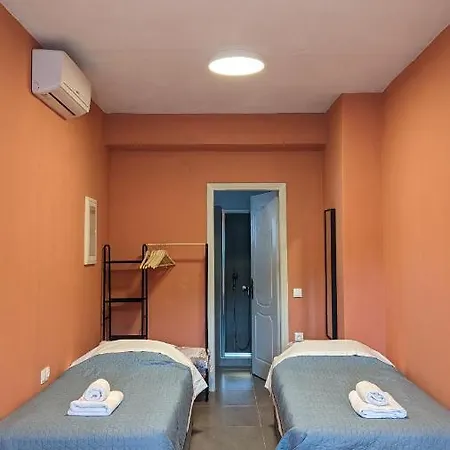 Under The Palm Tree Boutique Apartman Áno Meriá