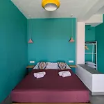 Under The Palm Tree Boutique Apartment