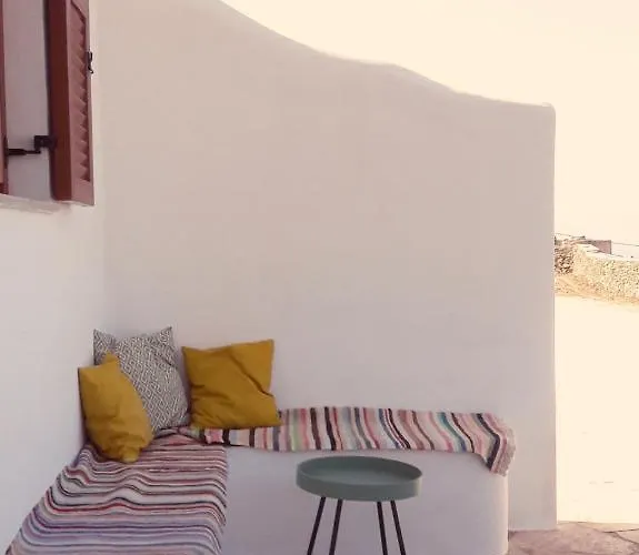 Under The Palm Tree Boutique * Áno Meriá