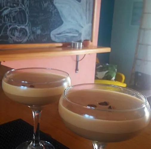 Under The Palm Tree Boutique Ano Meria