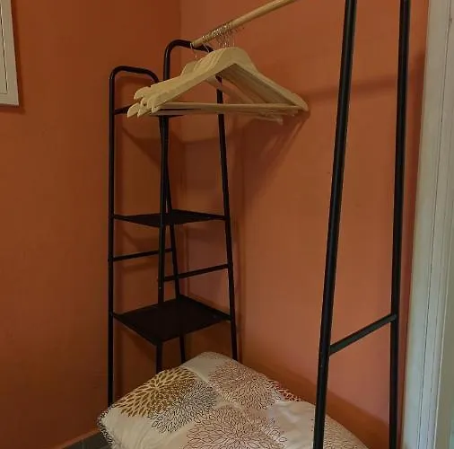 Under The Palm Tree Boutique * Áno Meriá