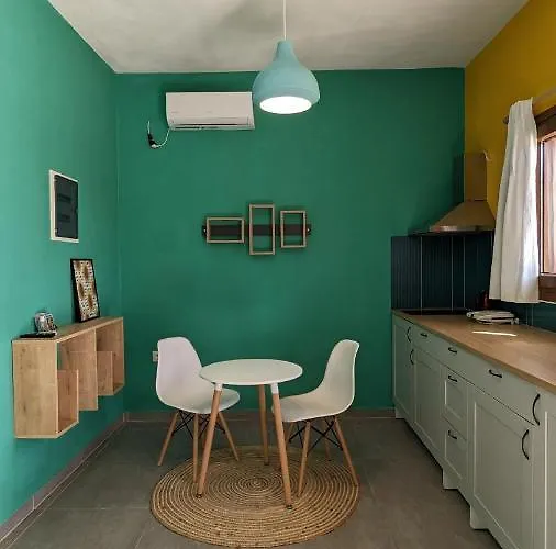 Apartment Under The Palm Tree Boutique Ano Meria